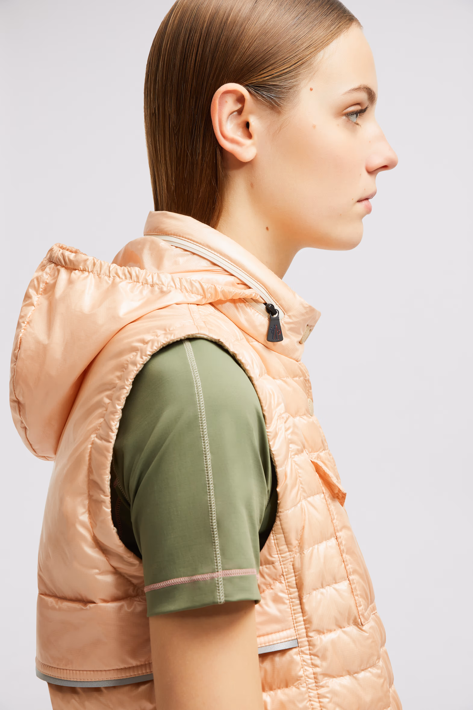 Gumiane Hooded Down Vest Women Pink Moncler 9
